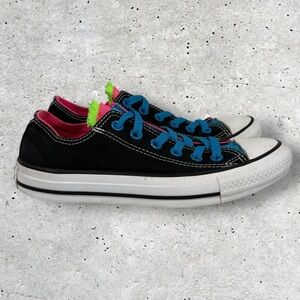 Women’s Converse All Star size 7